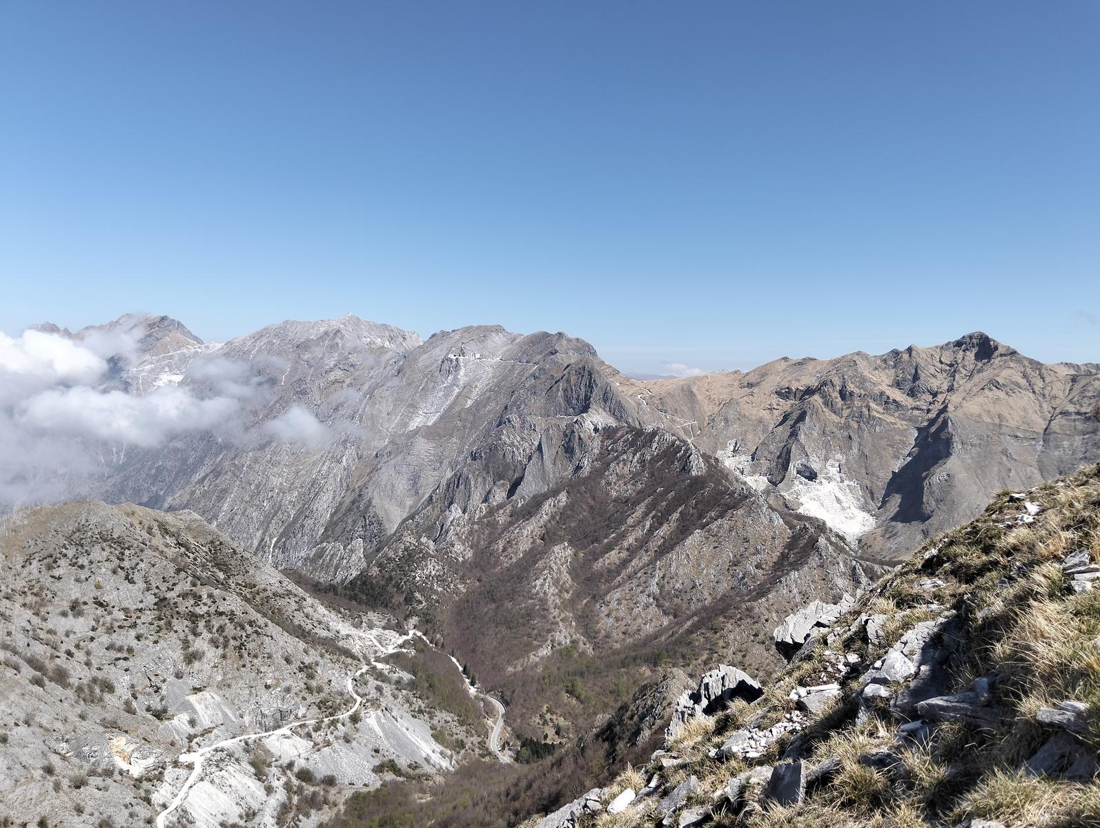 Cresta Valsora, Mote pelato, Foce del Frate, Passo degli Uncini e Monte Altissimo da Gronda - foto 6