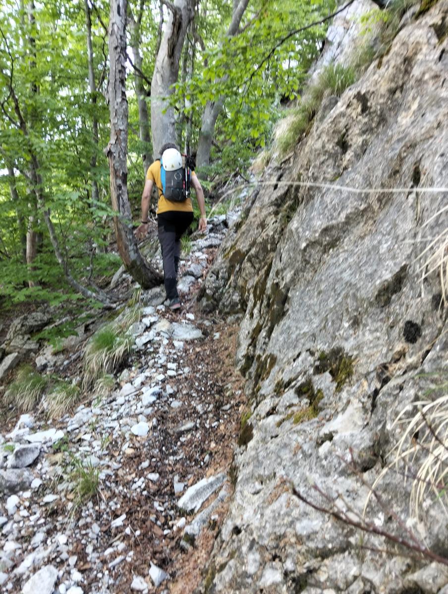 Monte Corchia: escursione anello da Passo Croce (Guglie, ...
