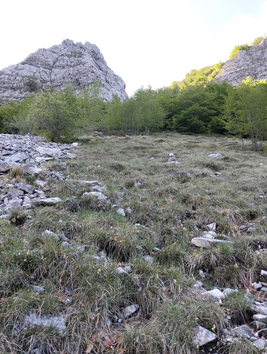 Monte Corchia: escursione anello da Passo Croce (Guglie, ...
