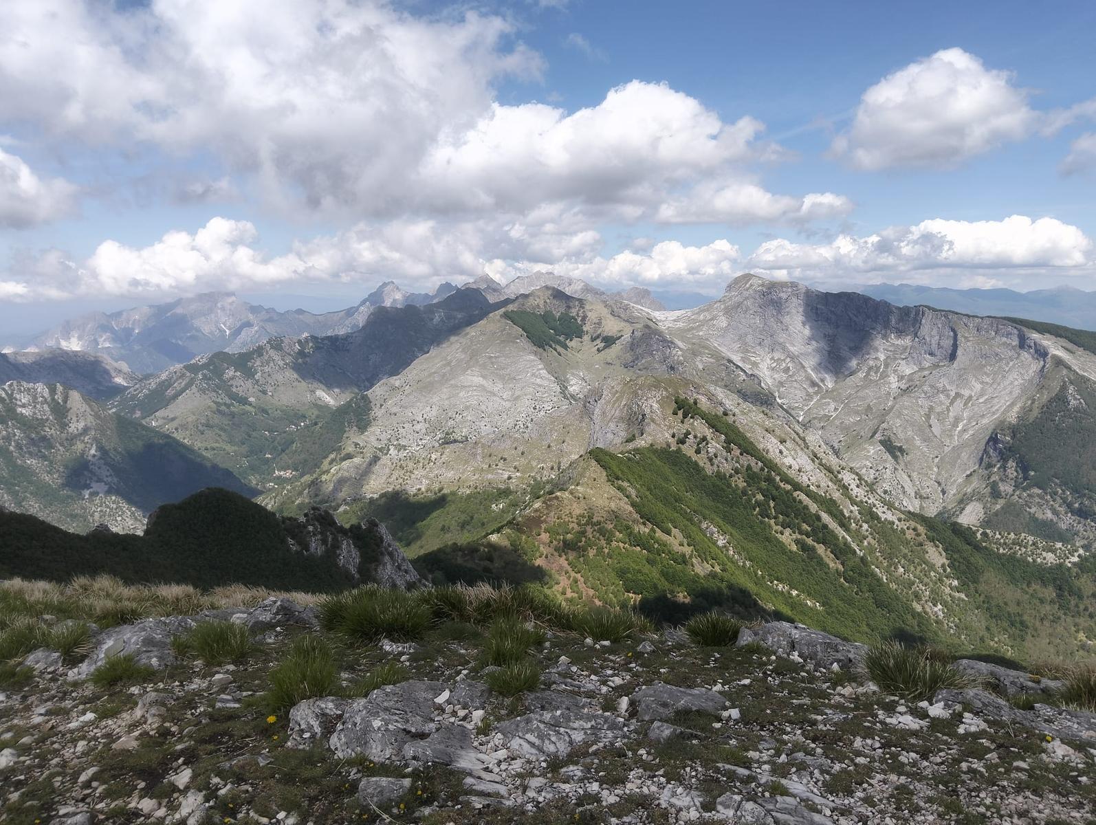 Monte Corchia: escursione anello da Passo Croce (Guglie, ...