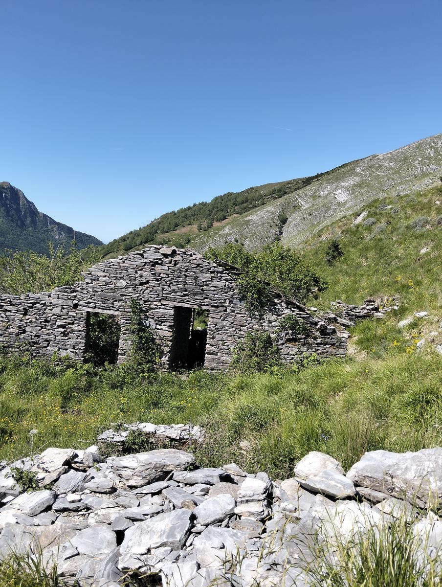 Monte Sumbra: escursione da Capanne di Careggine (panorami)