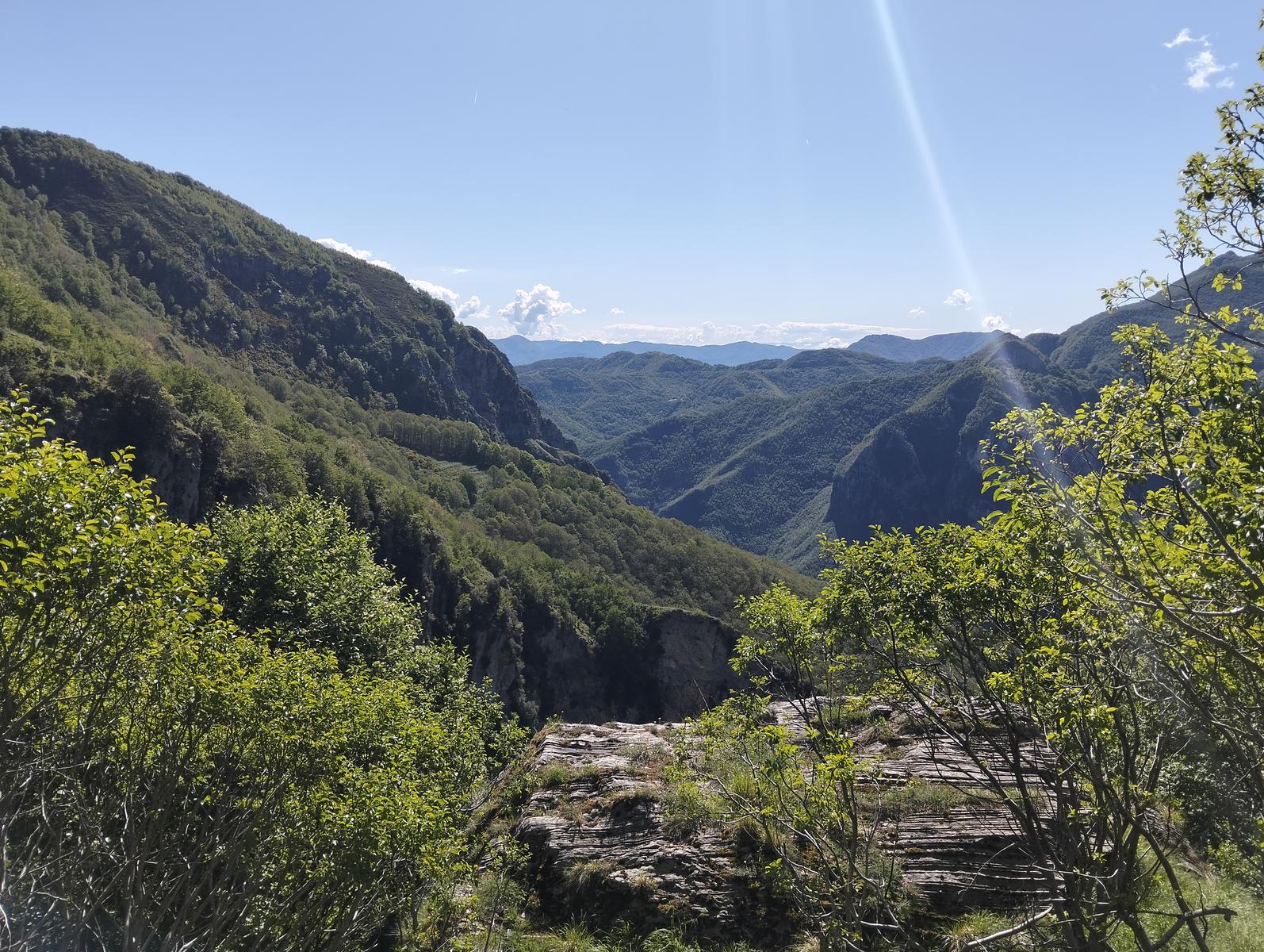 Monte Sumbra: escursione da Capanne di Careggine (panorami)