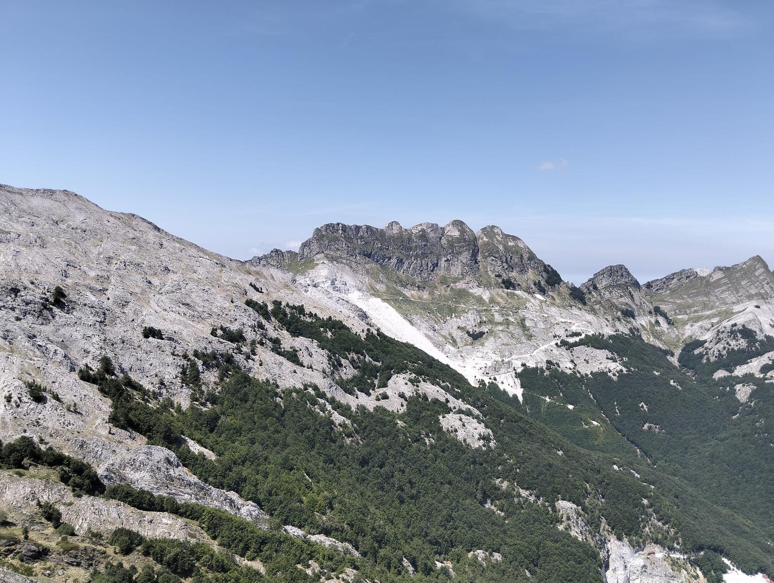 Monte Tambura: Escursione da Vagli Sopra (Anello Apuane)