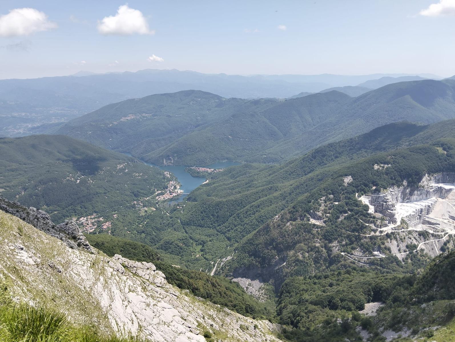 Monte Tambura: Escursione da Vagli Sopra (Anello Apuane)