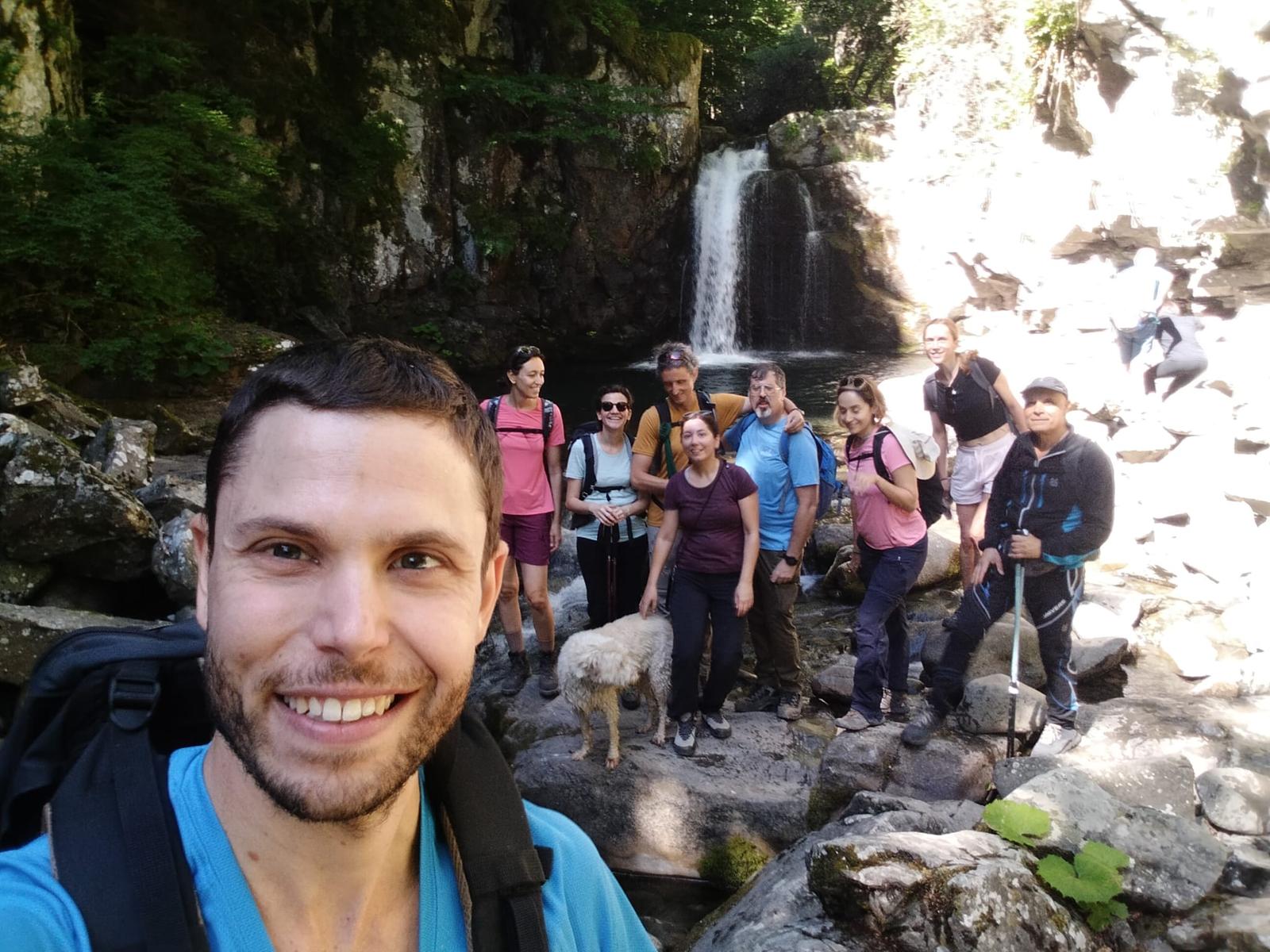 Cascate di Sant'Anna Pelago: escursione con Cime di Romec...