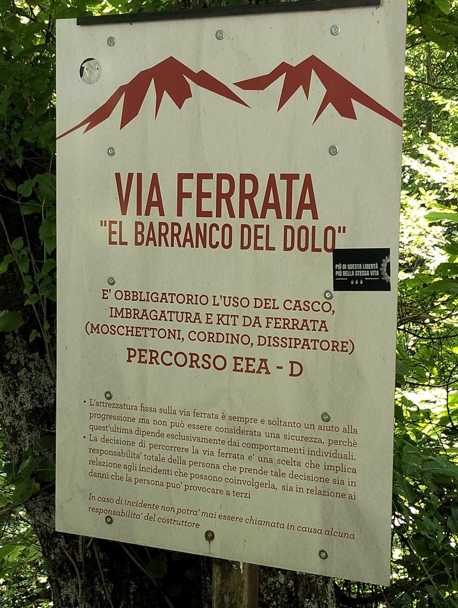Ferrata Barranco del Dolo: escursione da Civago (difficile)