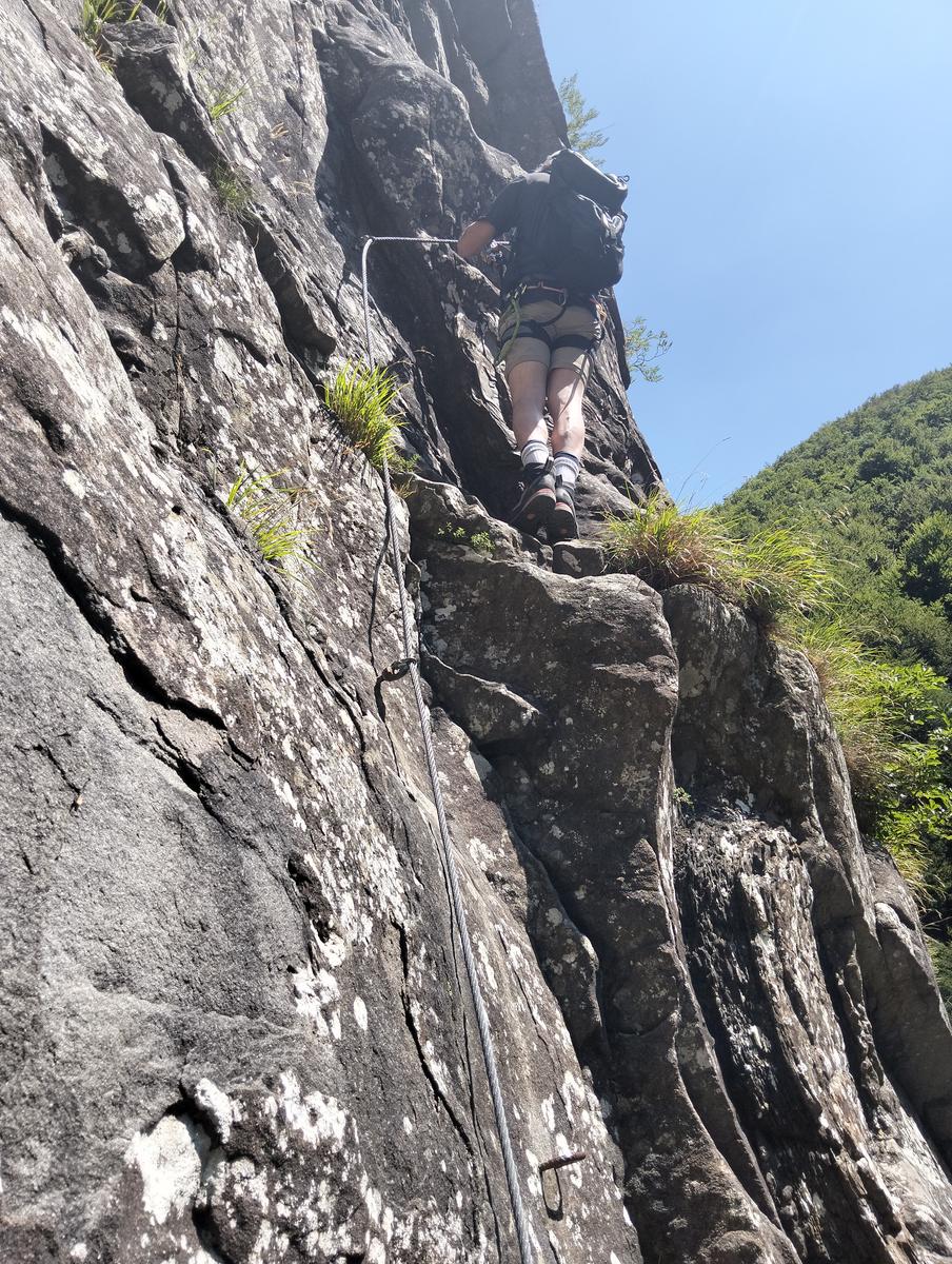 Ferrata Barranco del Dolo: escursione da Civago (difficile)