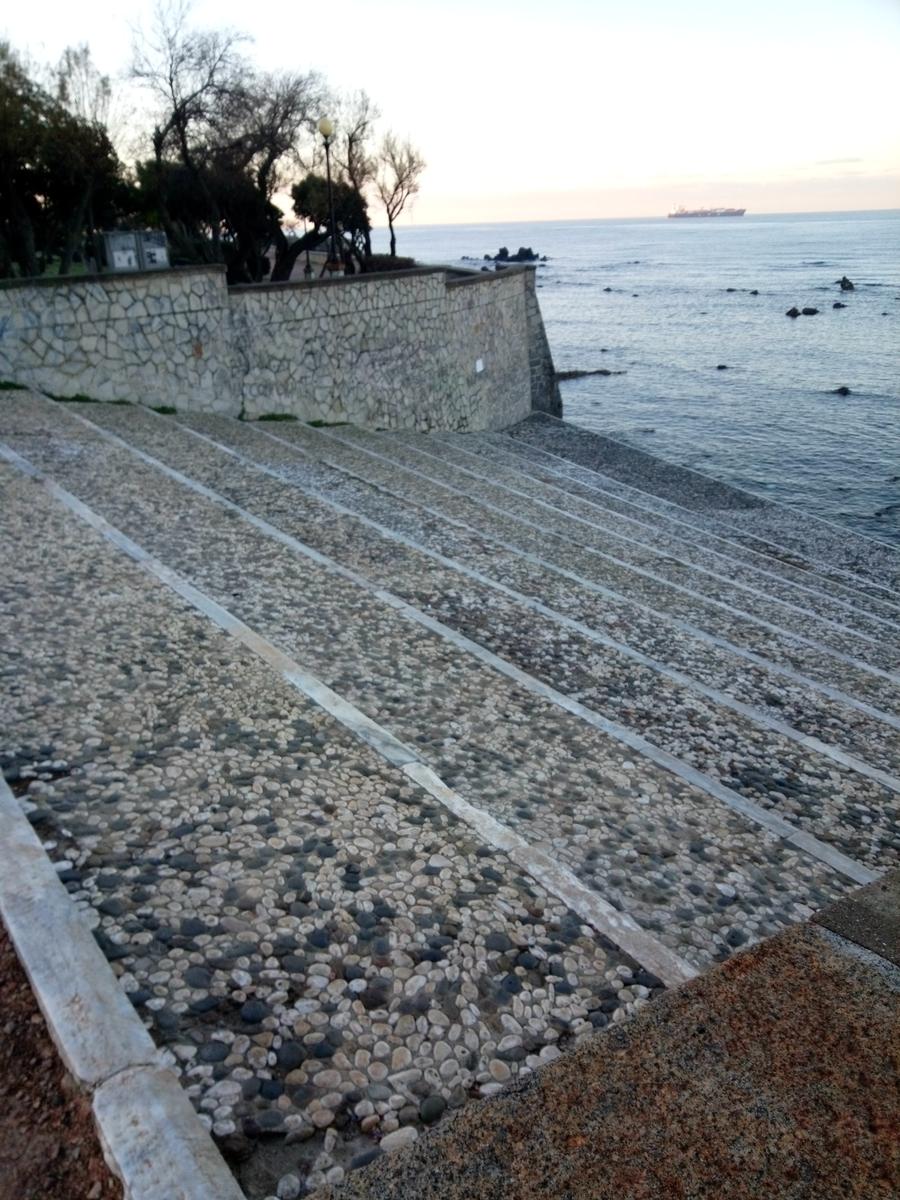 Passeggiata sul lungomare - Ardenza - Livorno - foto 17