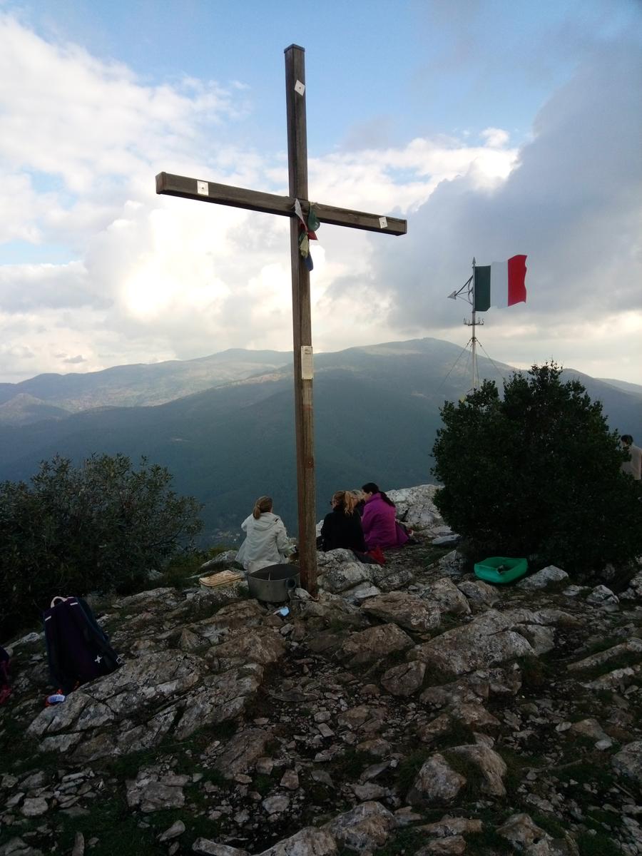 Passo di Dante - Eremo della Spelonca - Monte Penna
